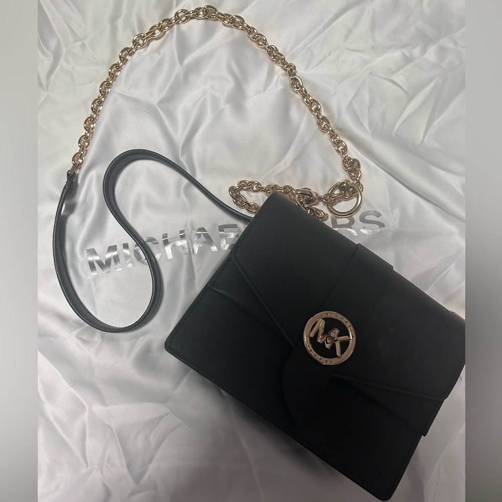 Michael Kors Crossbody Bag. Black